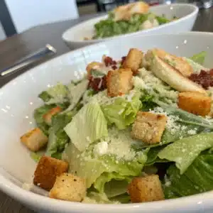 Classic Caesar Salad Recipe – Perfect for Healthy Meals, Dinners & Quick Lunches! 1 Classic Caesar Salad Recipe – Perfect for Healthy Meals, Dinners & Quick Lunches!