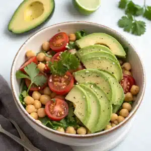 Homemade Salad Recipes: Fresh, Healthy, and Easy to Make 2 Avocado and Chickpea Salad